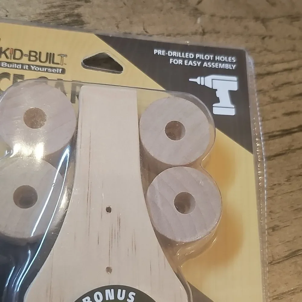 Kids Wooden Race Car Kit NWT